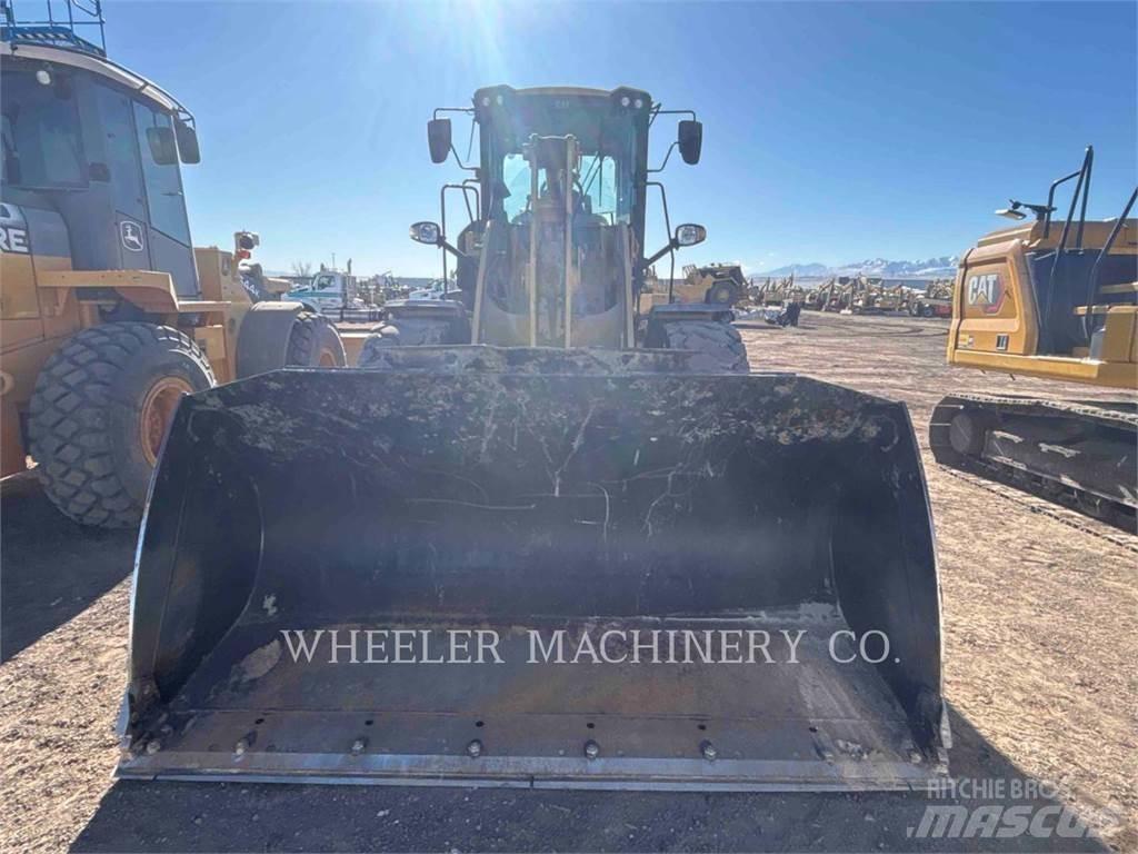 CAT 930M QC 輪胎式裝載機
