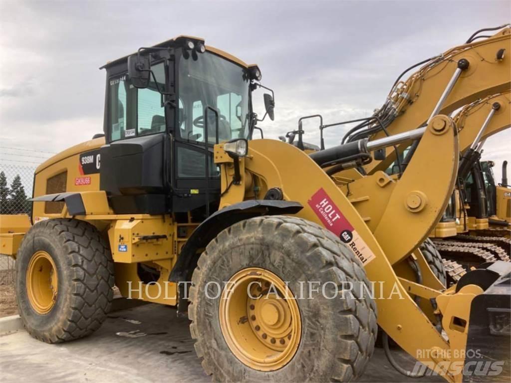 CAT 938 輪胎式裝載機