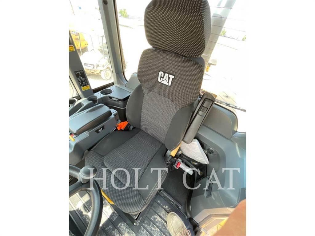CAT 938 QC 輪胎式裝載機