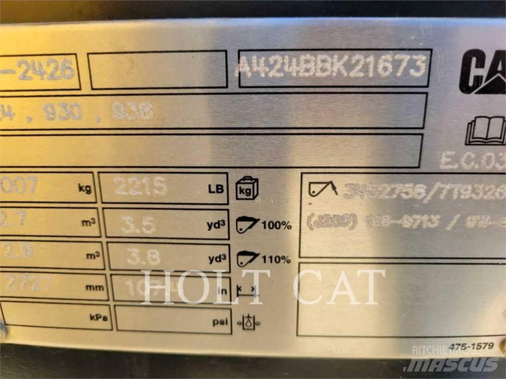 CAT 938 QC 輪胎式裝載機