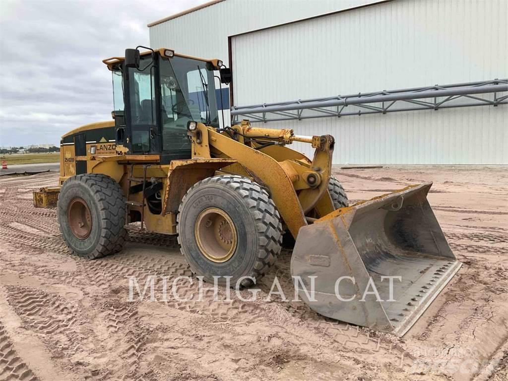 CAT 938G 輪胎式裝載機