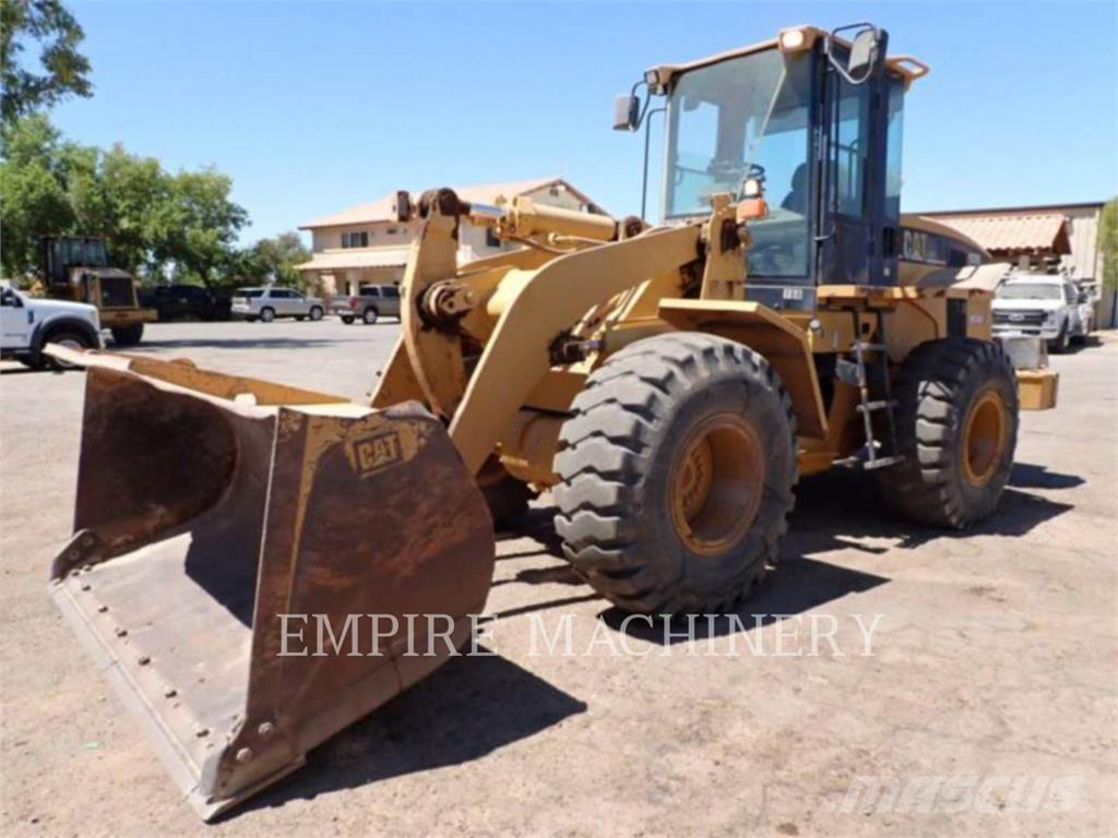 CAT 938G 輪胎式裝載機