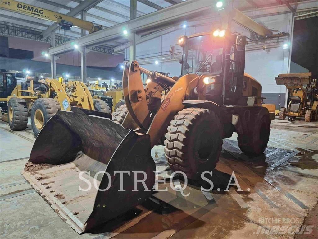 CAT 938K 輪胎式裝載機