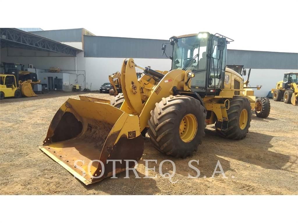 CAT 938K 輪胎式裝載機