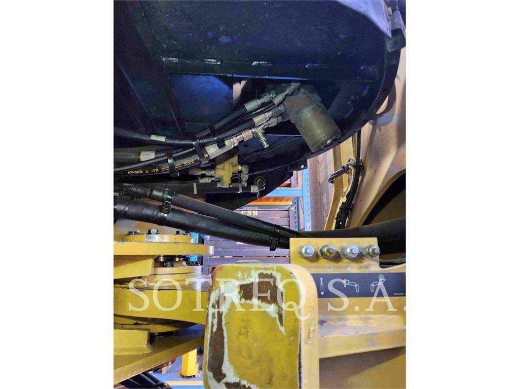 CAT 938K 輪胎式裝載機