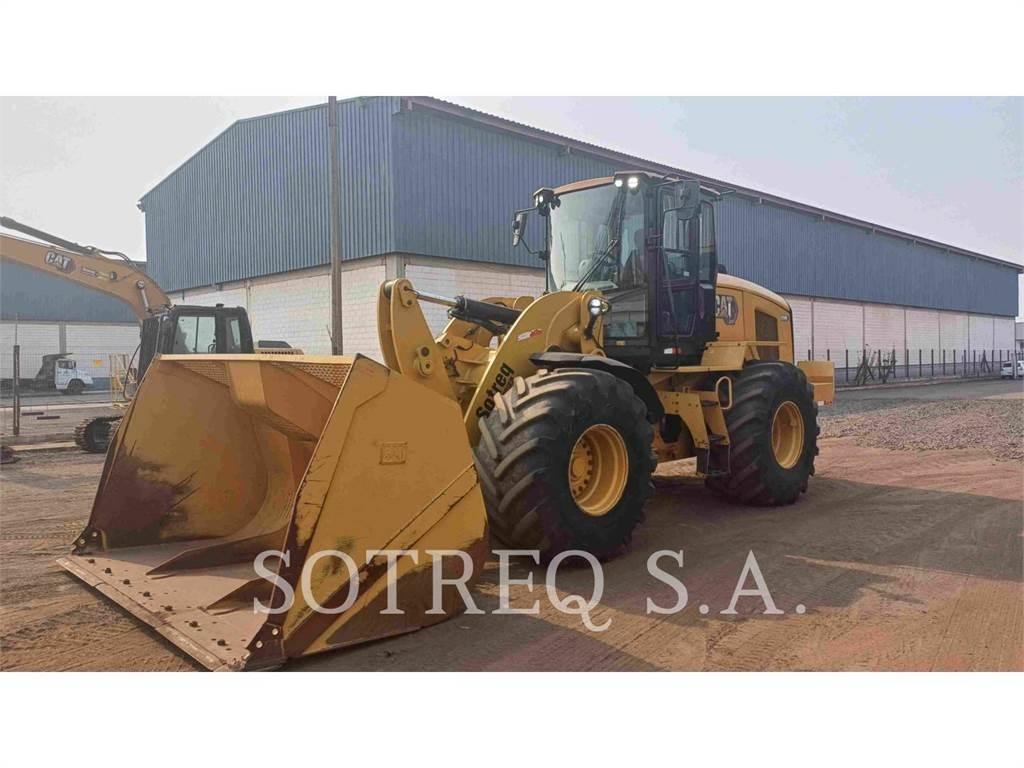 CAT 938K 輪胎式裝載機