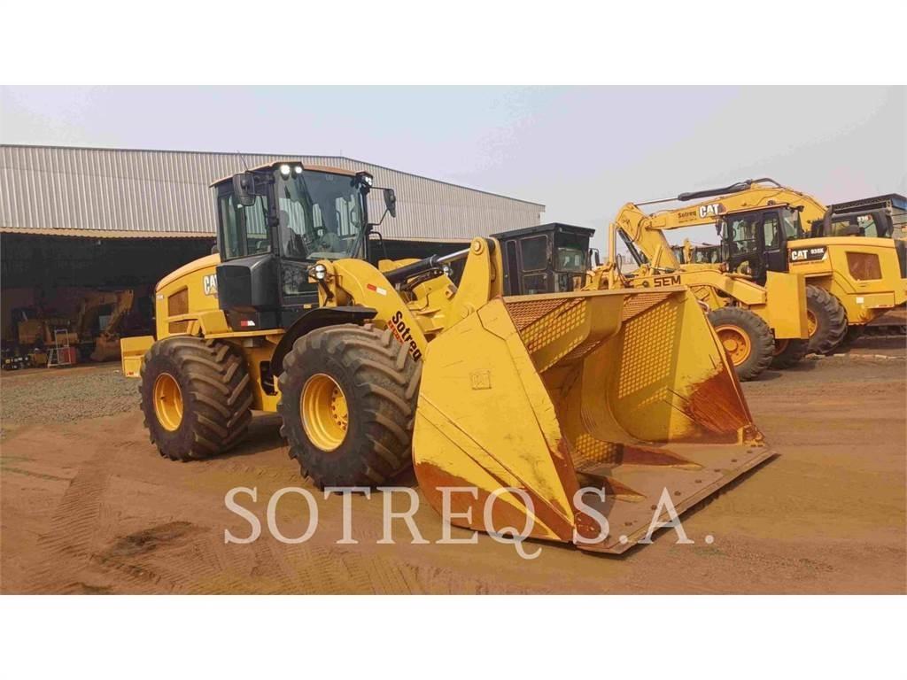 CAT 938K 輪胎式裝載機