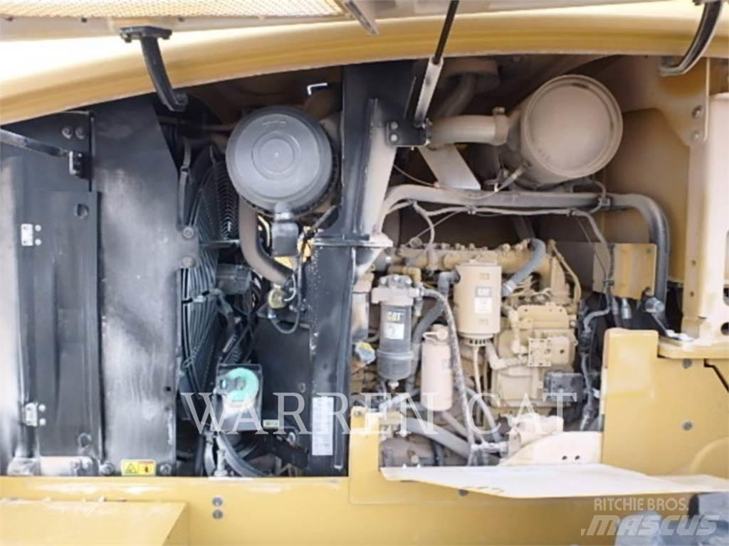 CAT 938K 輪胎式裝載機