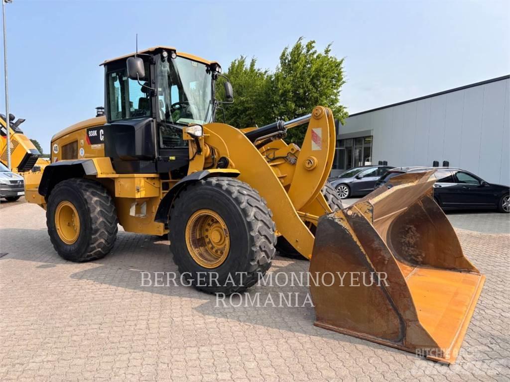 CAT 938K 輪胎式裝載機