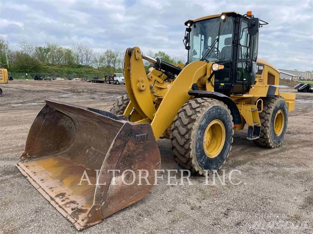 CAT 938M 輪胎式裝載機