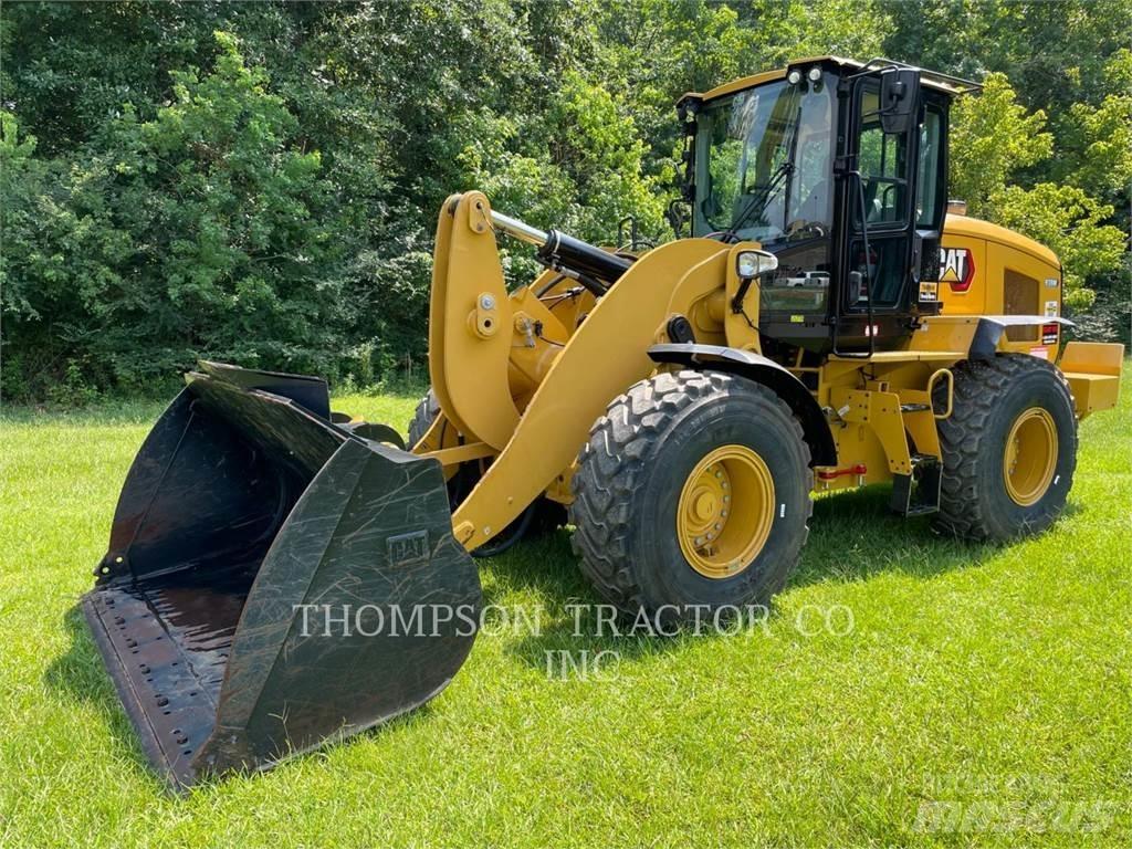 CAT 938M 輪胎式裝載機