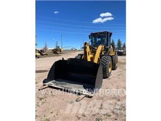 CAT 938M 輪胎式裝載機