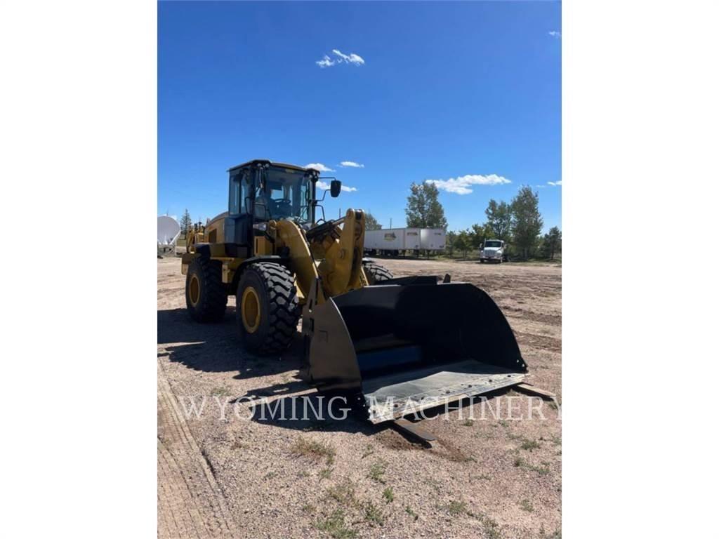 CAT 938M 輪胎式裝載機