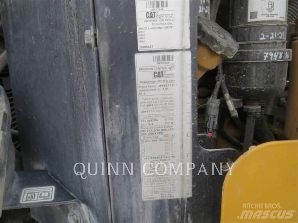 CAT 938M 輪胎式裝載機