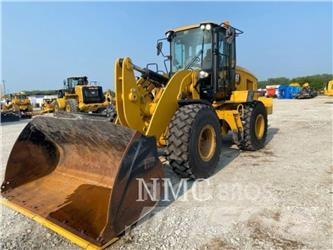 CAT 938M 輪胎式裝載機
