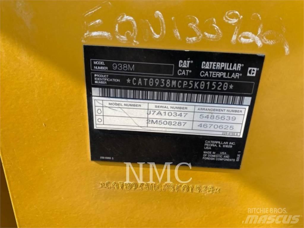 CAT 938M 輪胎式裝載機