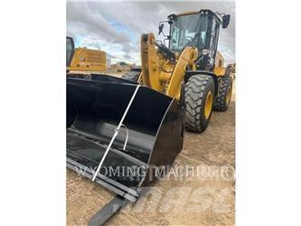 CAT 938M 輪胎式裝載機