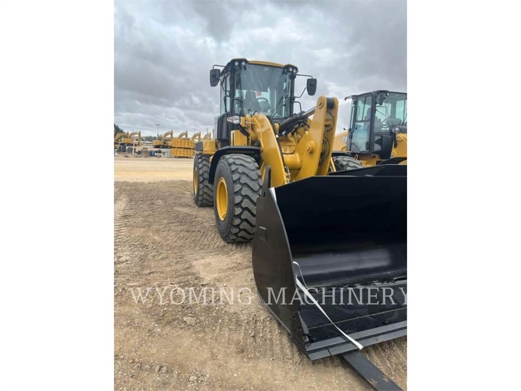 CAT 938M 輪胎式裝載機
