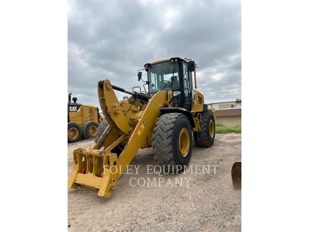 CAT 938M 輪胎式裝載機