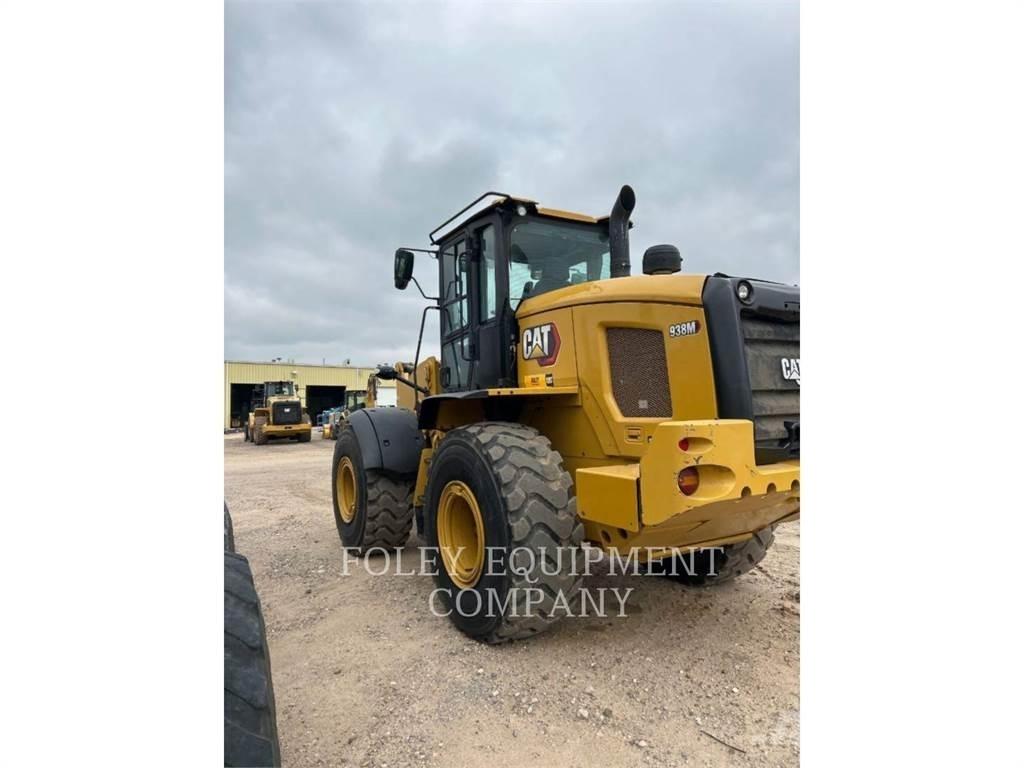CAT 938M 輪胎式裝載機