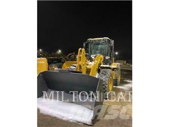 CAT 938M 輪胎式裝載機