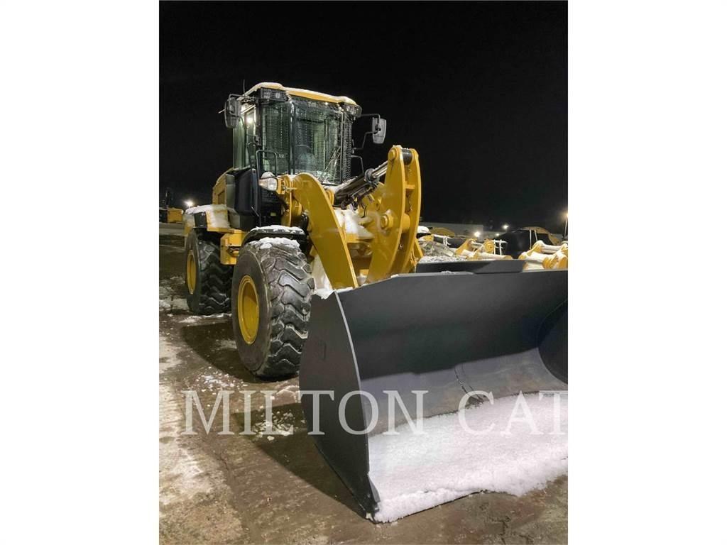 CAT 938M 輪胎式裝載機