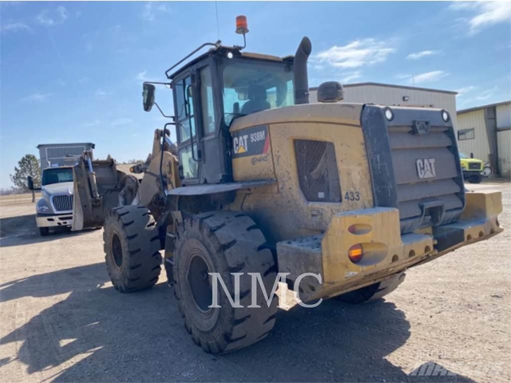 CAT 938M 輪胎式裝載機