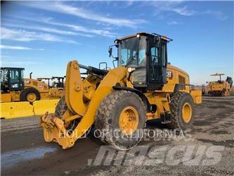 CAT 938M 輪胎式裝載機