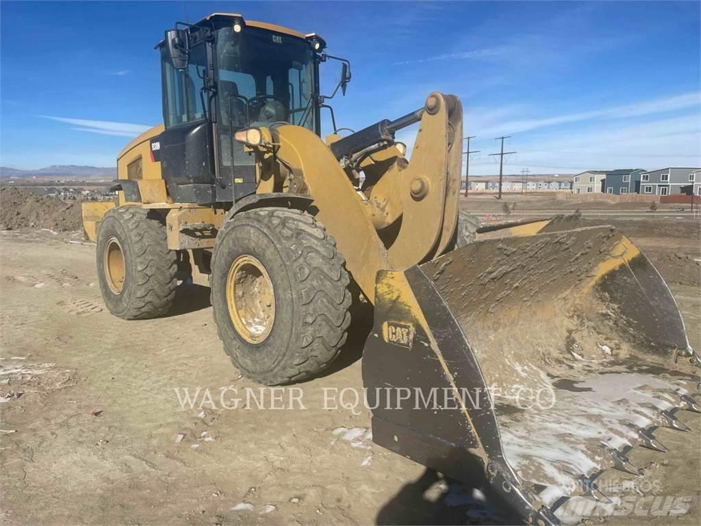 CAT 938M 輪胎式裝載機