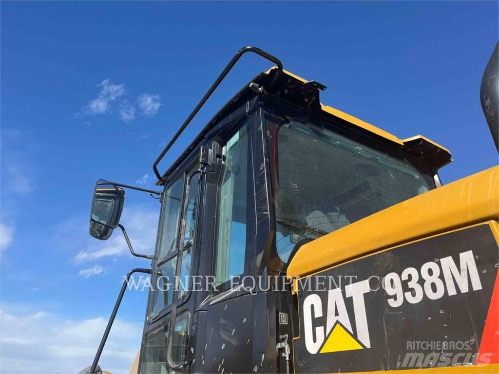 CAT 938M 輪胎式裝載機