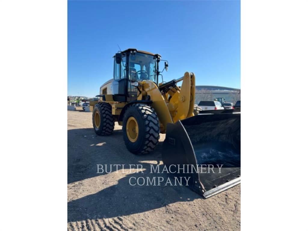 CAT 938M 輪胎式裝載機