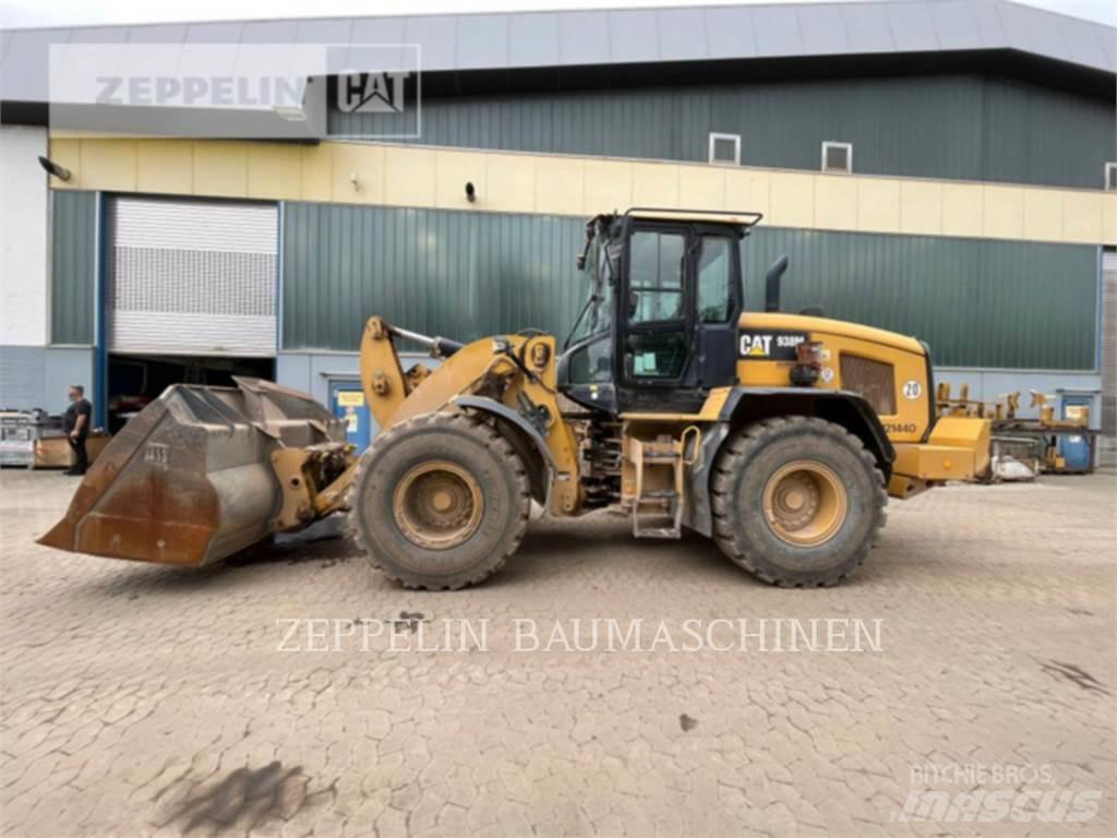 CAT 938M 輪胎式裝載機