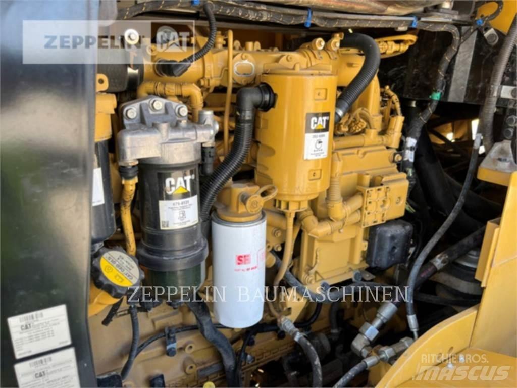 CAT 938M 輪胎式裝載機