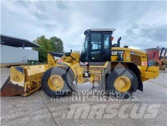 CAT 938M 輪胎式裝載機