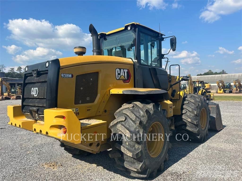 CAT 938M 輪胎式裝載機