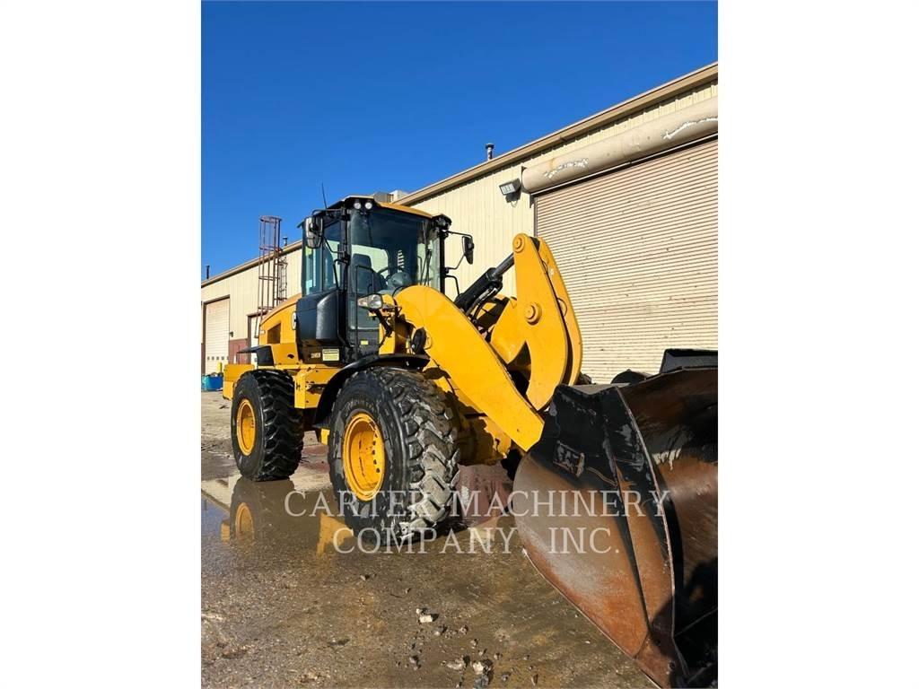 CAT 938M 輪胎式裝載機