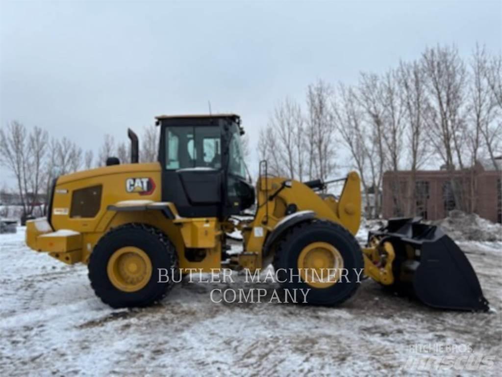 CAT 938M 輪胎式裝載機
