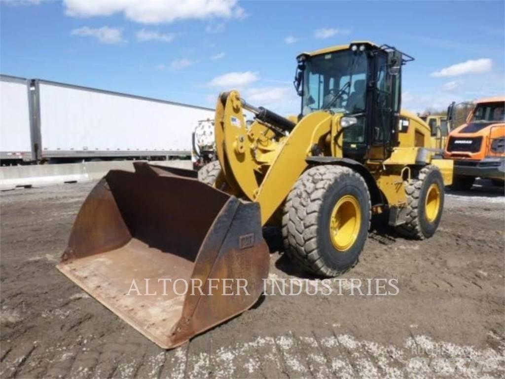 CAT 938M 輪胎式裝載機