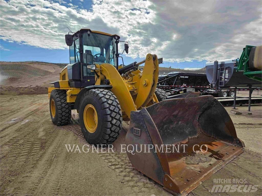 CAT 938M 輪胎式裝載機