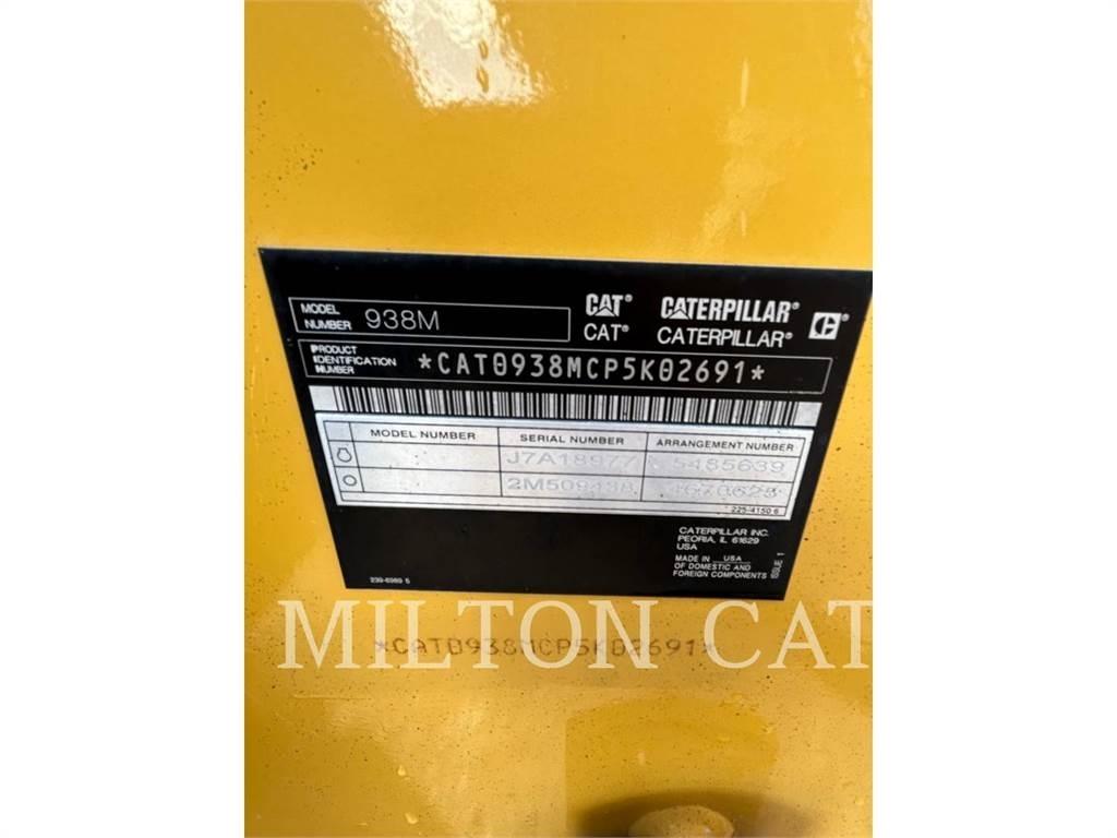 CAT 938M 輪胎式裝載機
