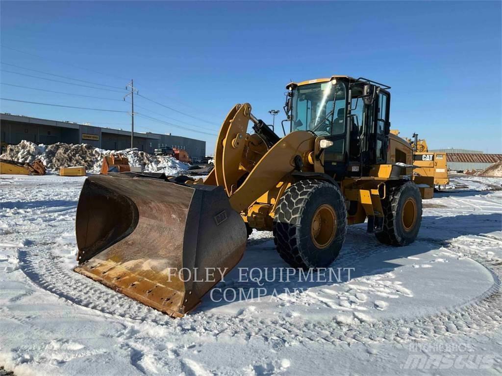 CAT 938M 輪胎式裝載機