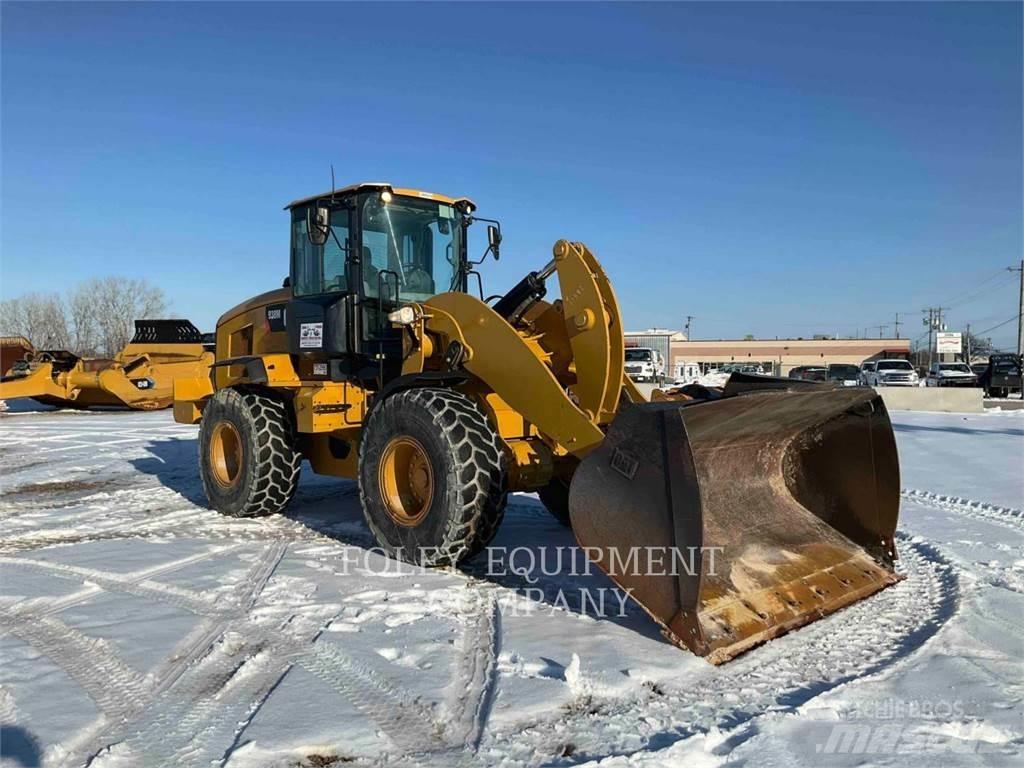 CAT 938M 輪胎式裝載機