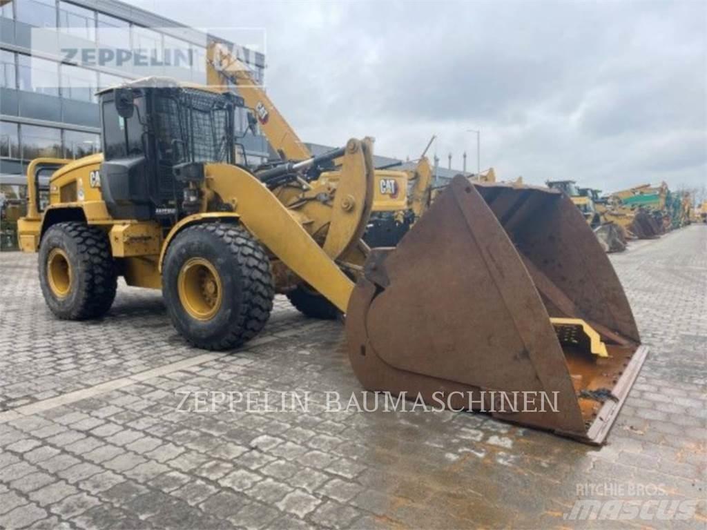 CAT 938M 輪胎式裝載機