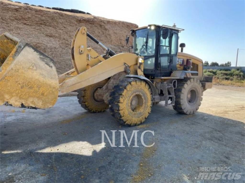 CAT 938M 輪胎式裝載機