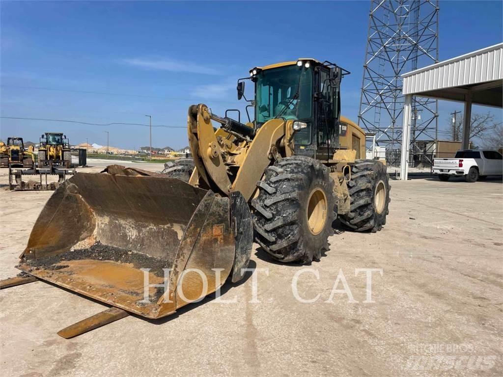 CAT 938M 輪胎式裝載機