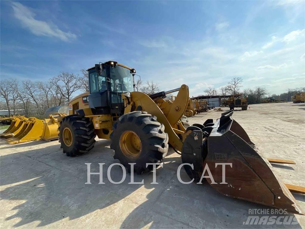 CAT 938M 輪胎式裝載機