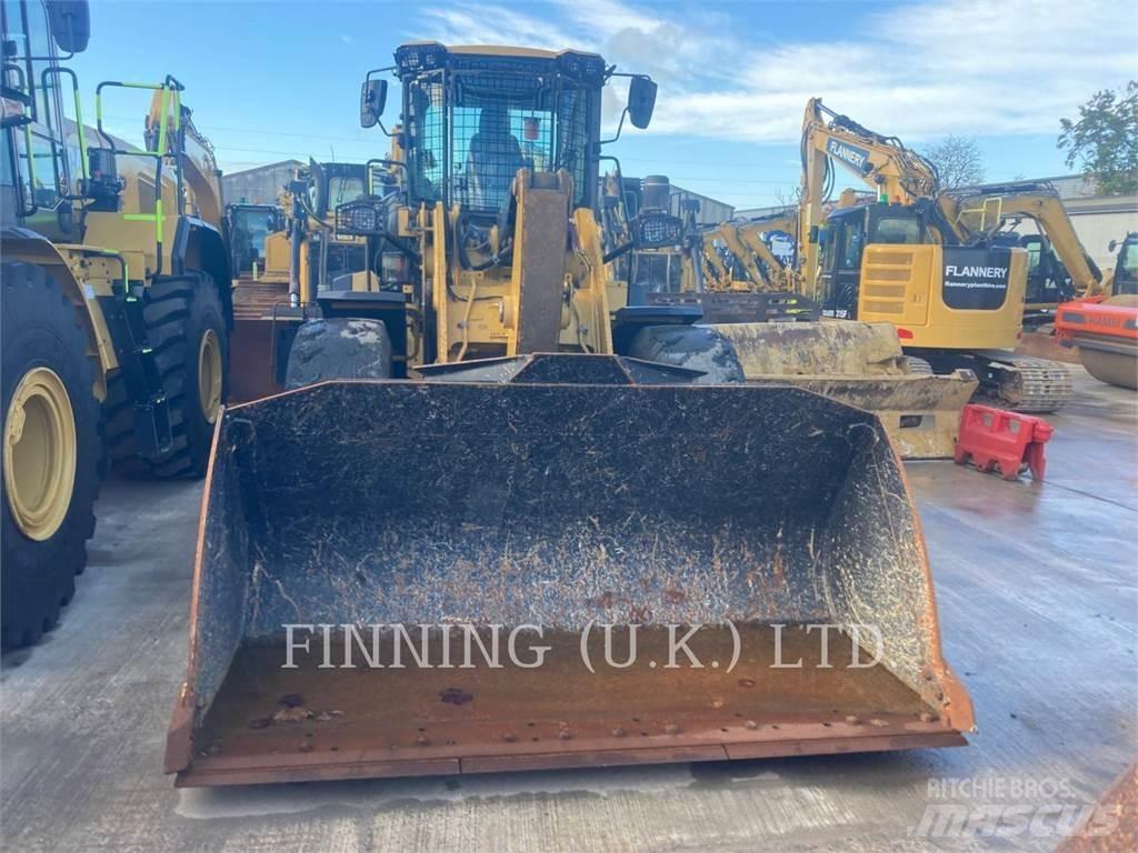 CAT 938M 輪胎式裝載機
