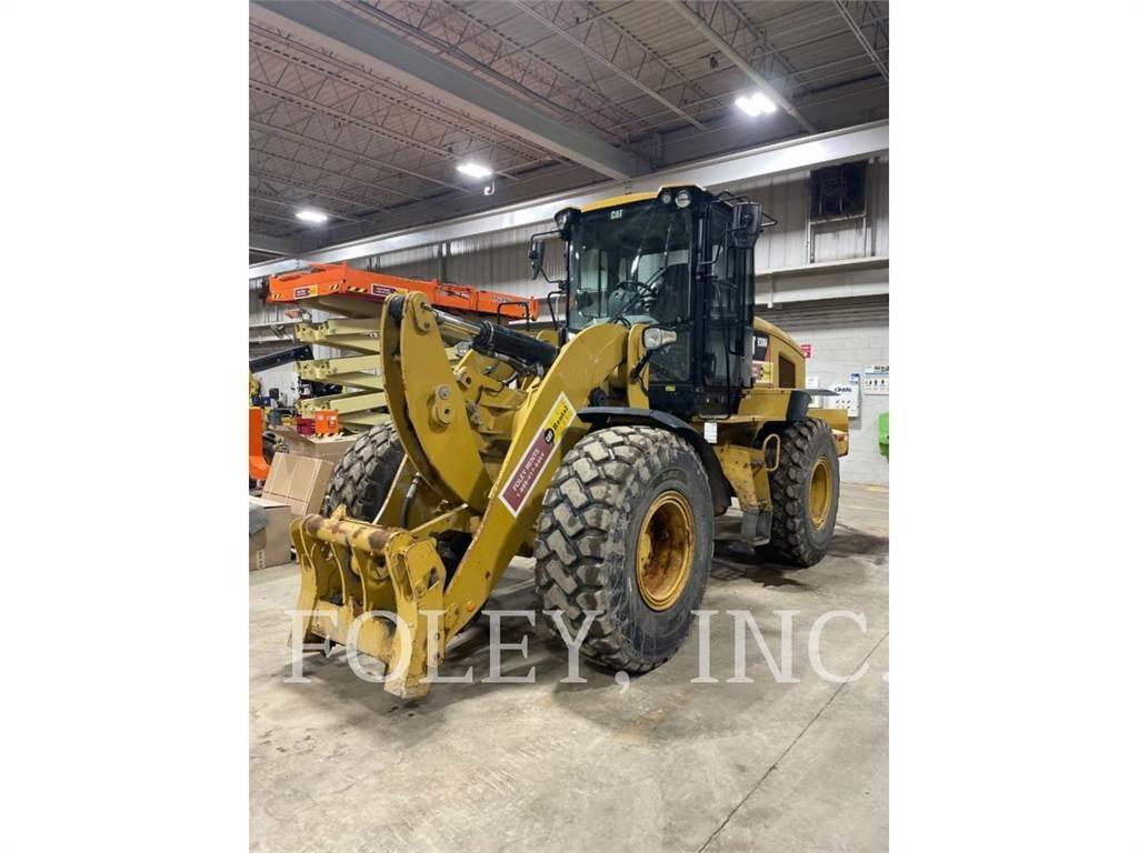 CAT 938M 輪胎式裝載機