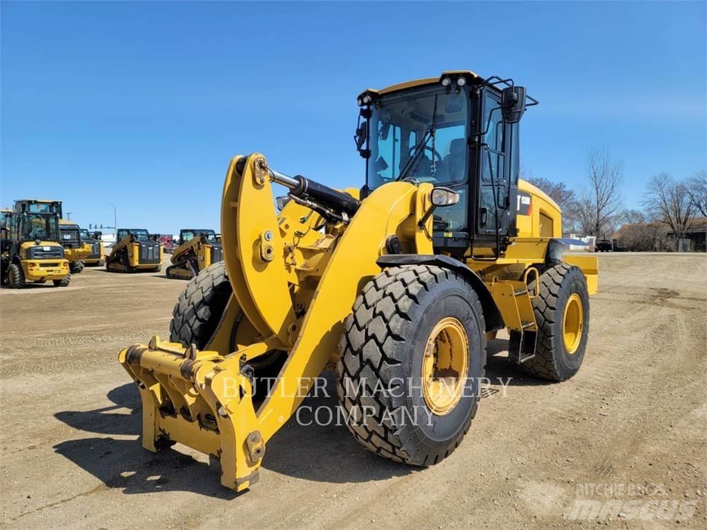 CAT 938M 輪胎式裝載機