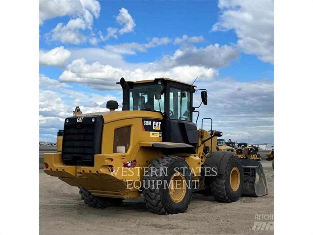 CAT 938M 輪胎式裝載機